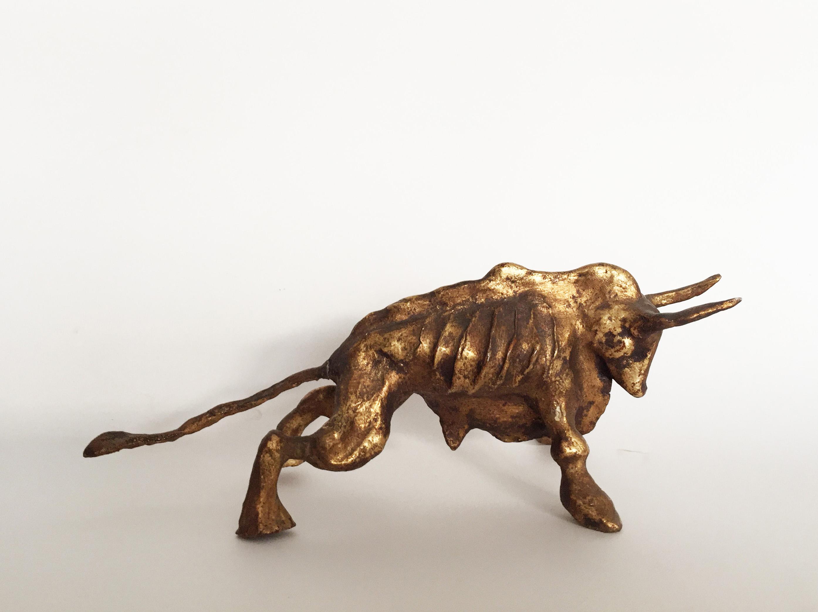 02 Bull, Gold leaf gilded clay, cm 25.0x11.0x8.0, 1968